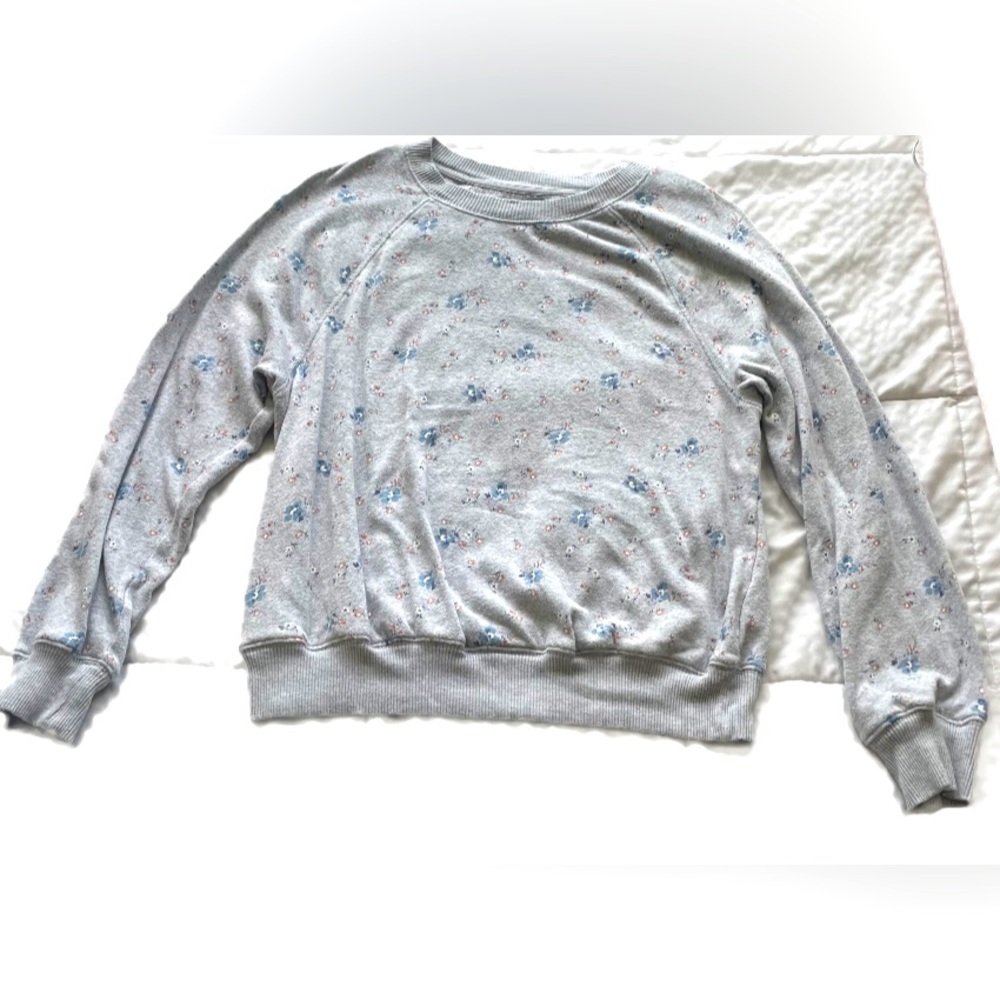 Floral Gray Pullover Sweater Crewneck